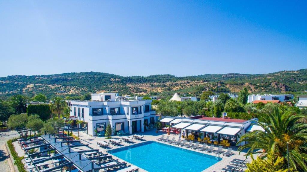 Club Kavala Beach Hotel Assos ภายนอก รูปภาพ