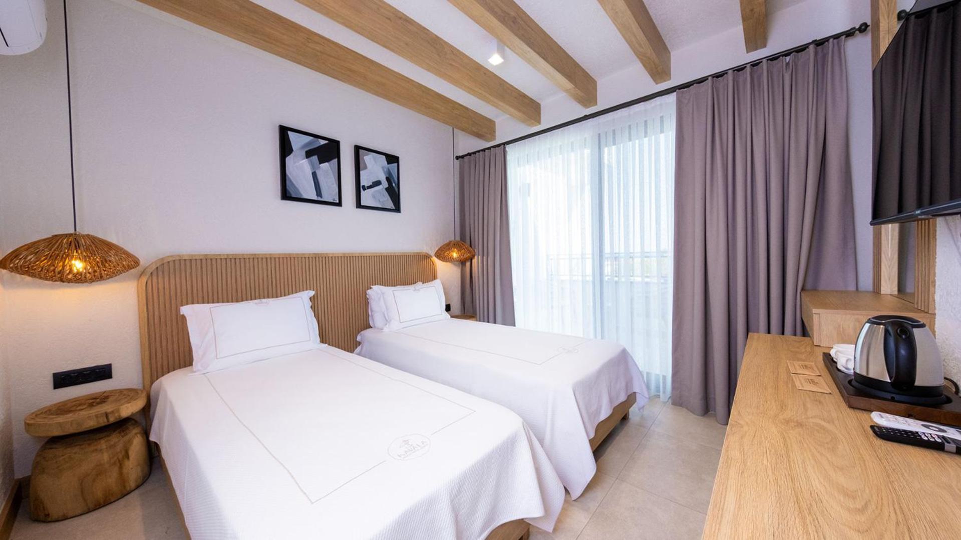 Club Kavala Beach Hotel Assos ภายนอก รูปภาพ